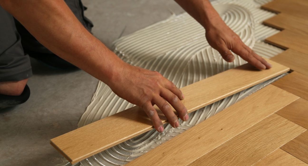 як та на що правильно стелити паркетну дошку